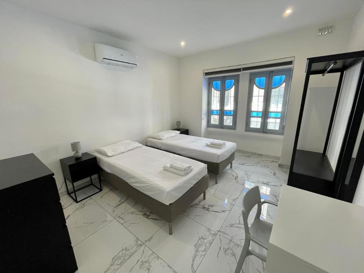 Brooklyn Apartments Слима Екстериор снимка